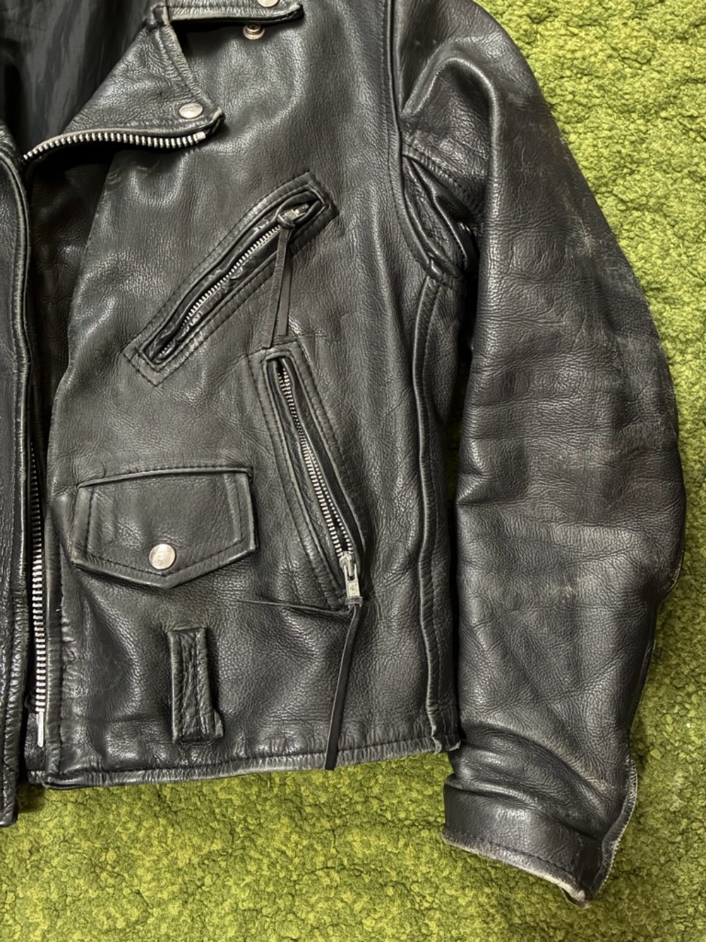 Vintage 1960s Black Leather Biker Jacket - Picture 4 of 16